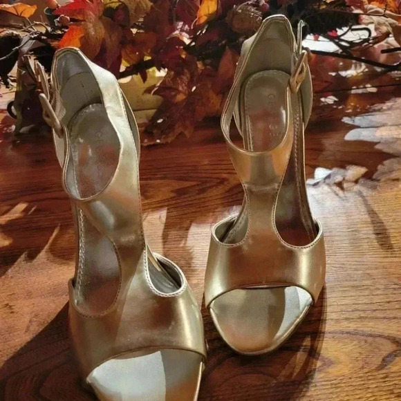 George Silver High Heeled Sandals with ankle strap and Buckle size  7 - Picture 2 of 9